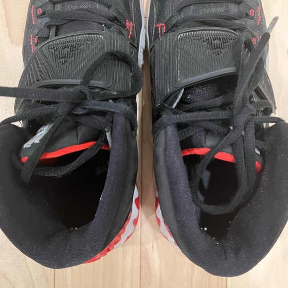 Kyrie 6 red and black No Box - Picture 3 of 6